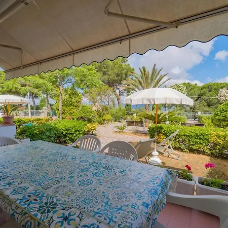 Baia Delle Grazie Appart hôtel 4*