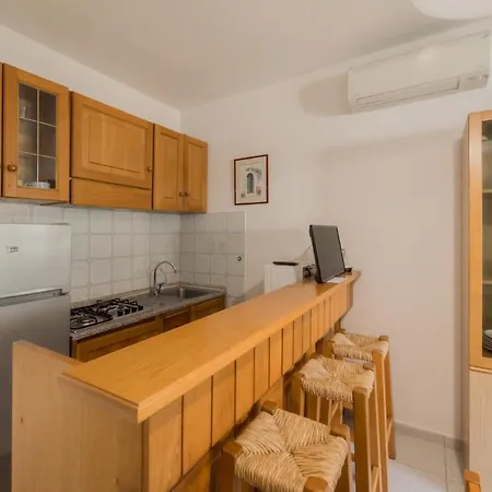 Baia Delle Grazie 4* Casa Morcone