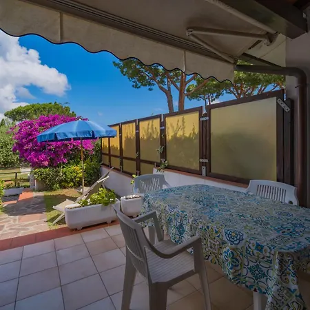 Baia Delle Grazie Aparthotel *