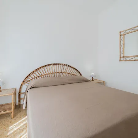 Aparthotel Baia Delle Grazie Casa Morcone