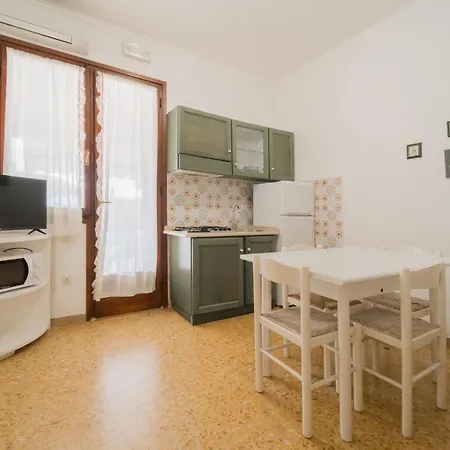 Baia Delle Grazie Aparthotel *