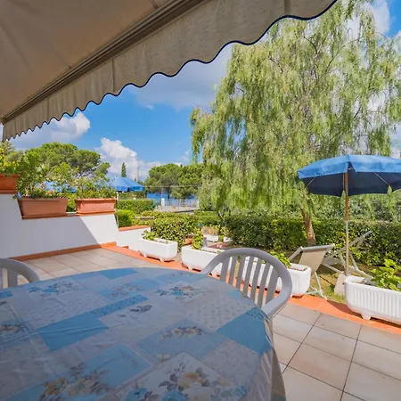 Baia Delle Grazie Aparthotel *