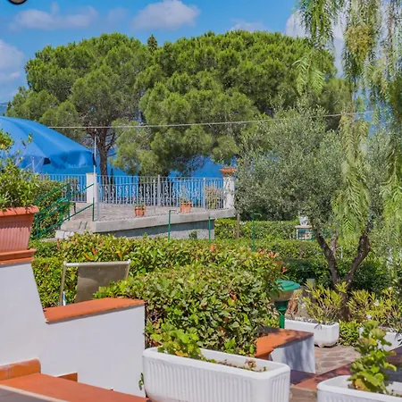 Baia Delle Grazie * Casa Morcone