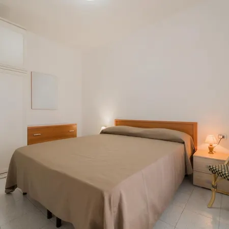 Aparthotel Baia Delle Grazie