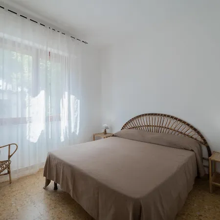 Aparthotel Baia Delle Grazie Casa Morcone